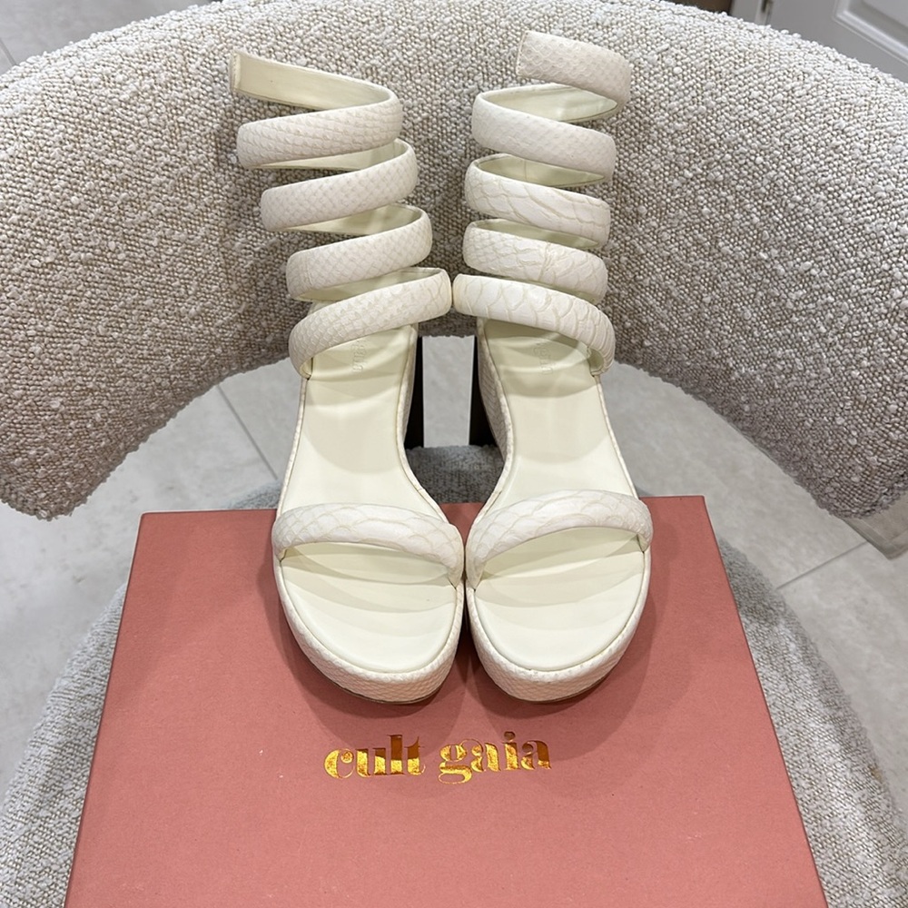 Cult Gaia sandals - Picture 8 of 11